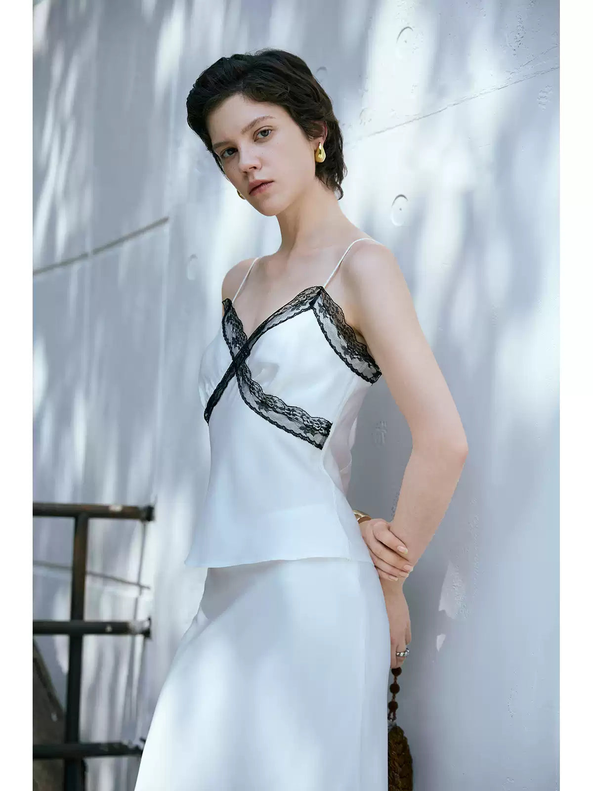 V-Neck Lace Embroidery Acetate Midi Dress
